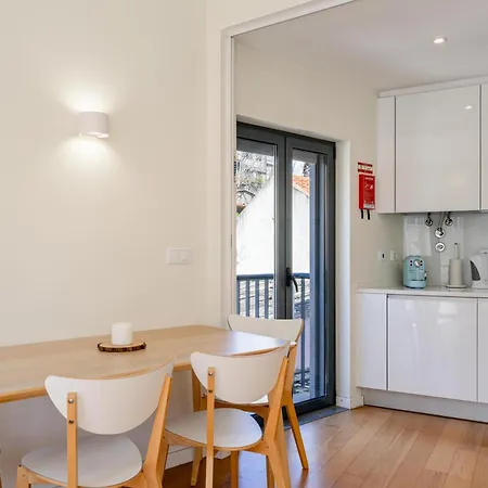 Modern Graca 2 * Lisboa