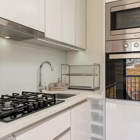 Apartment Modern Graça 2 *